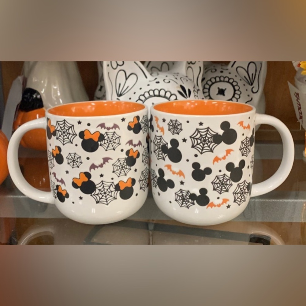 Mickey & Minnie Halloween Mugs